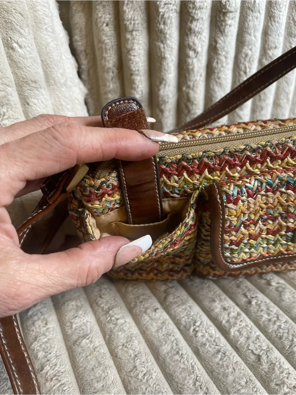 Rosetti Multicolor Woven Straw Crossbody Bag Brown Leather Trim Purse - Picture 4 of 8